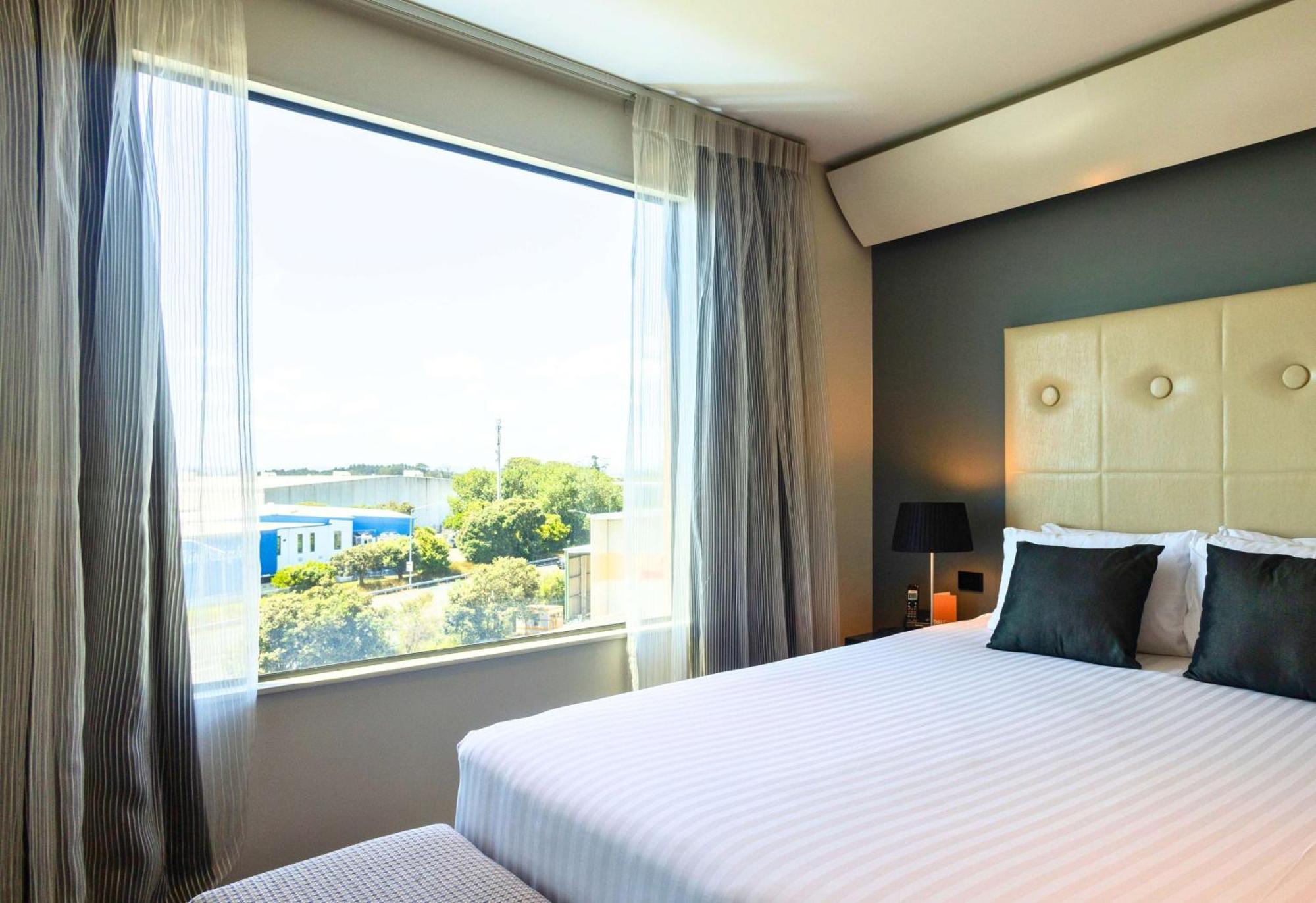 Sudima Auckland Airport Hotel Екстериор снимка