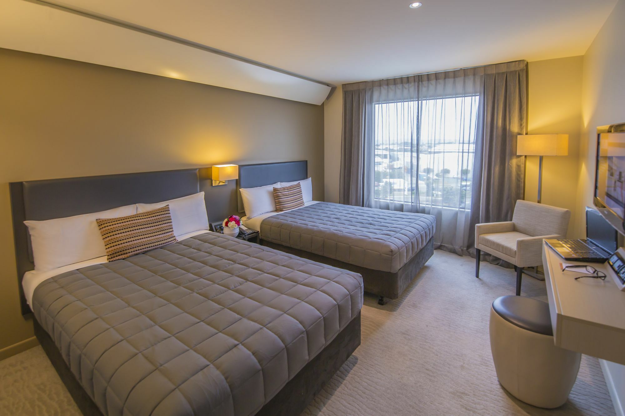 Sudima Auckland Airport Hotel Екстериор снимка